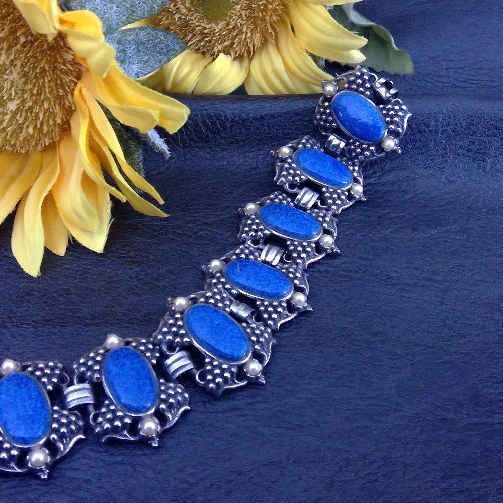 Vintage Bracelet with Blue Stones and Pearls